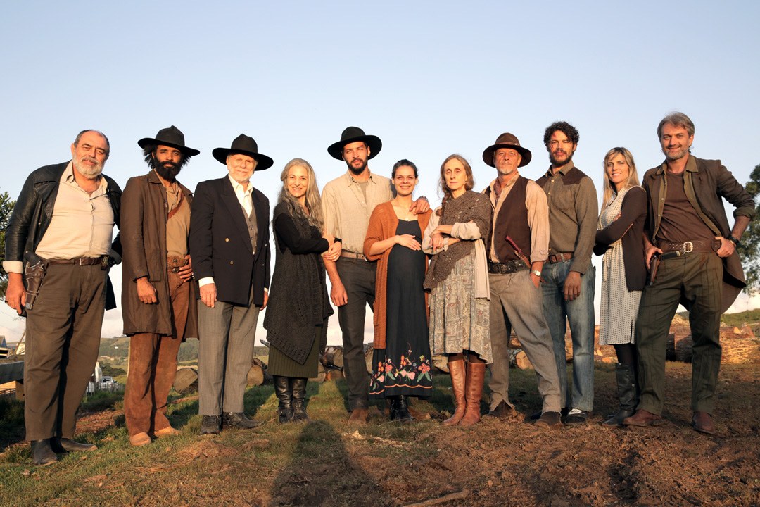 Elenco de A Cerca